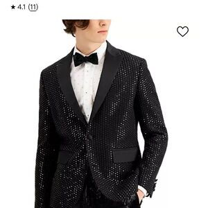 Brand new tuxedo jacket,Really Nice!!!!🌹
Brand New!!!!!!!!